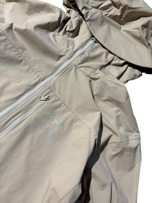 Arcteryx Squamish Windbreaker