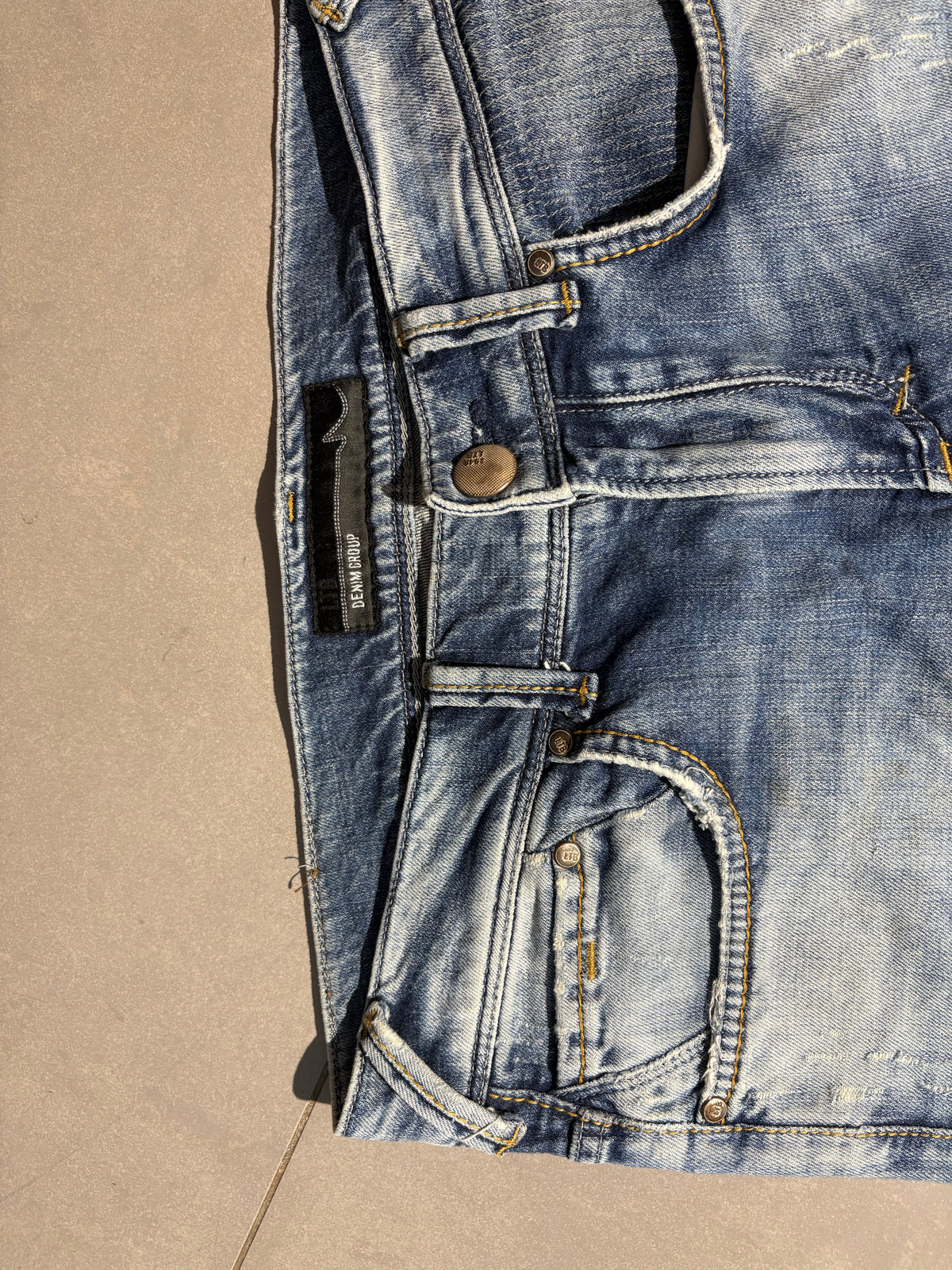 Washed Jeans (32/32)