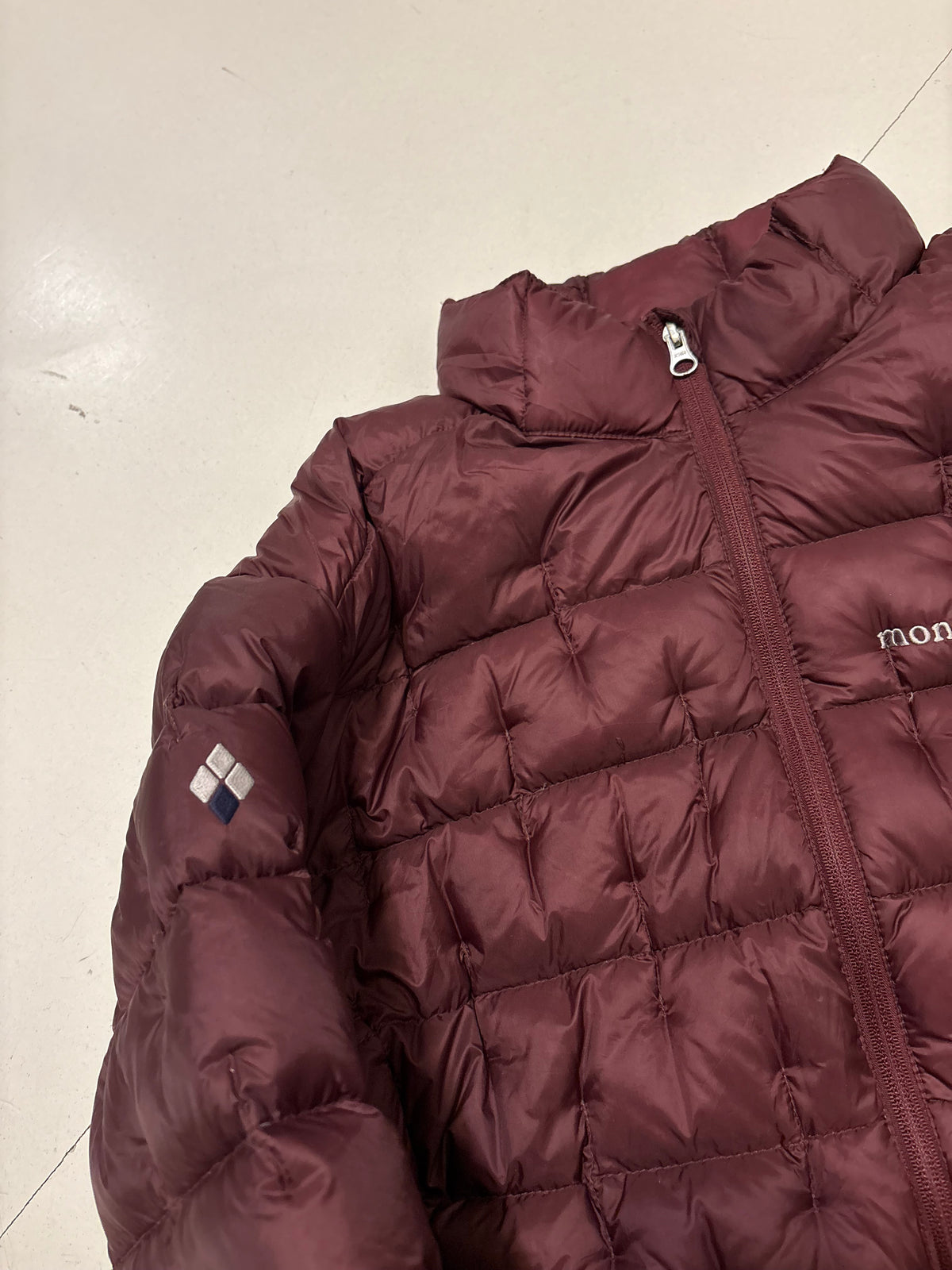 Montbell Puffer Jacket (L)
