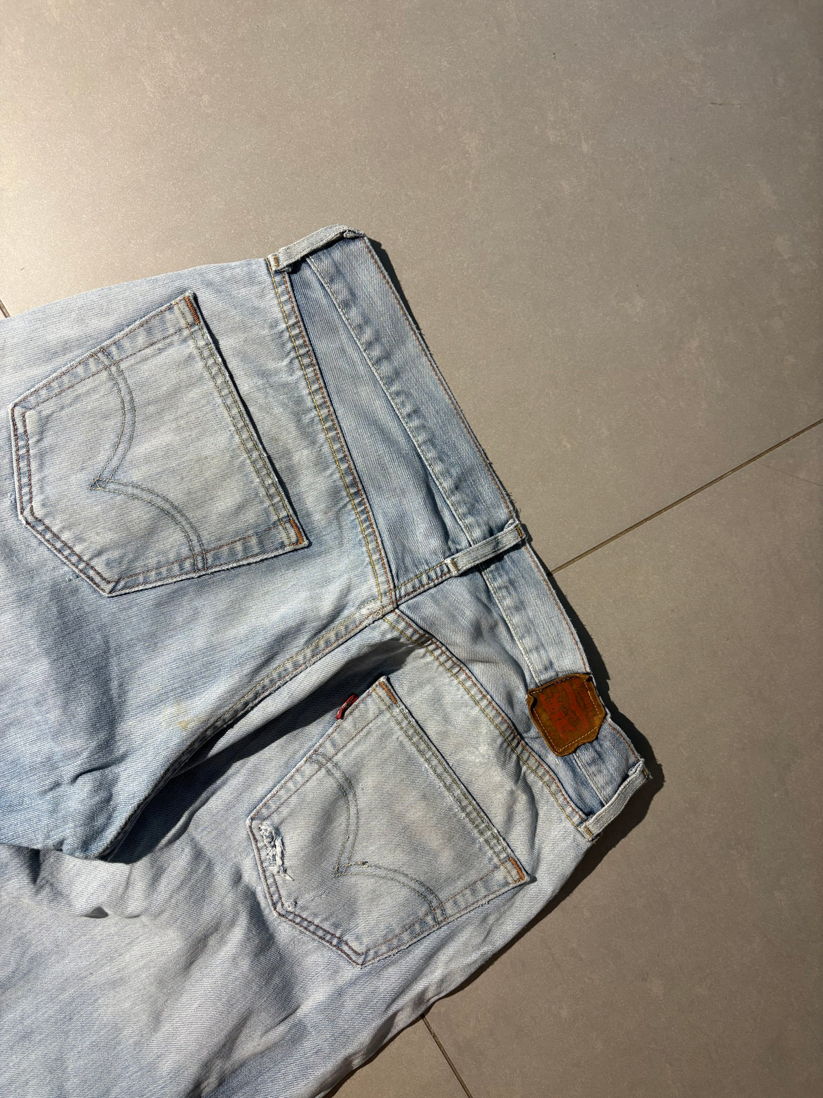 Levis Loose Bootcut (32/34)
