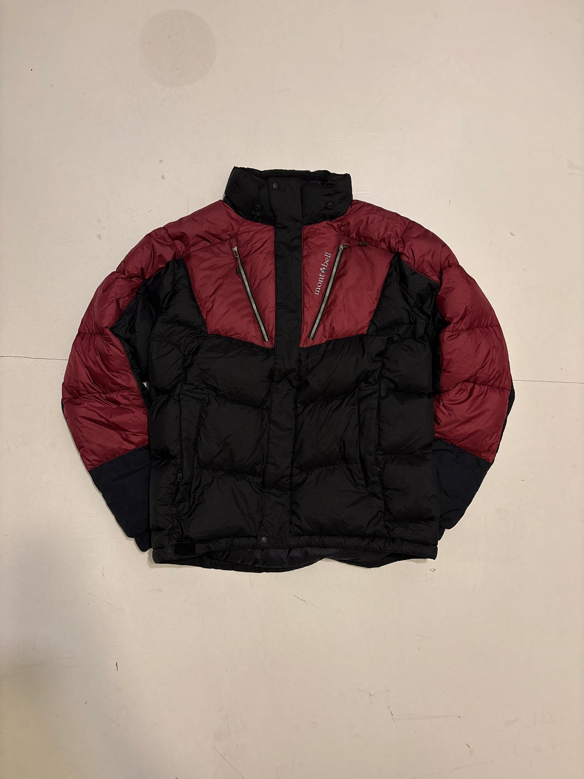 Montbell Puffer Jacket (L)