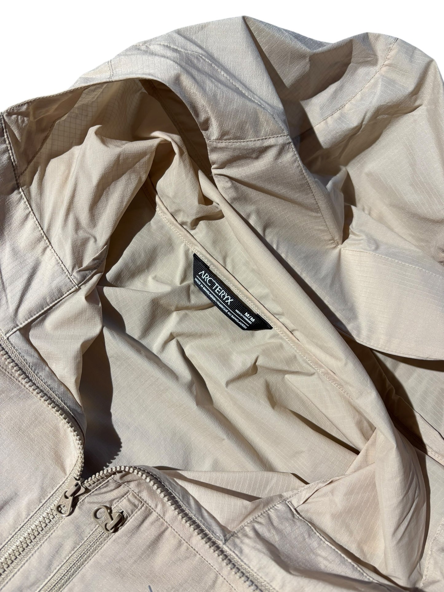 Arcteryx Squamish Windbreaker