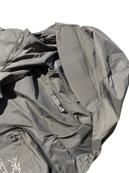 Arcteryx Squamish Windbreaker